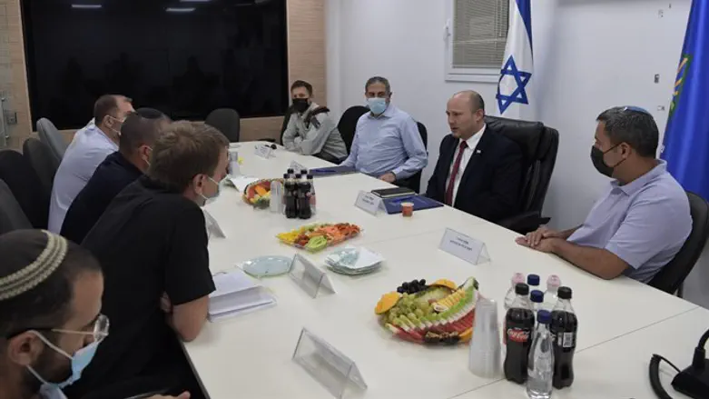 Bennett visits Gaza envelope region