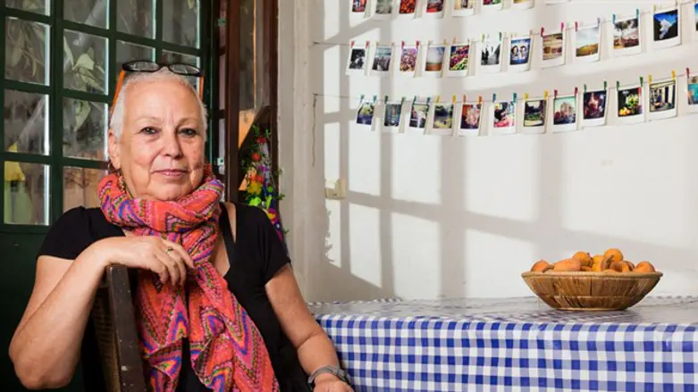 דליה יפה מעין