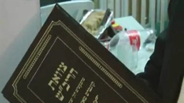 נשאר על שולחן השבת