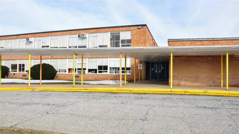 The Mercaz Academy will operate a Jewish day school in what had been the element