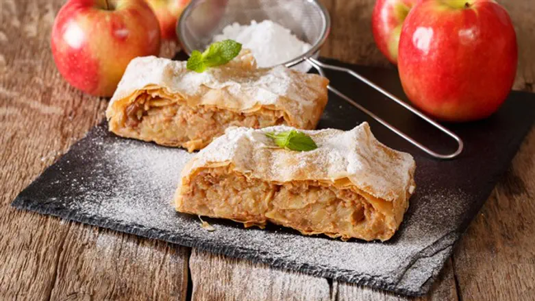 שטרודל תפוחים