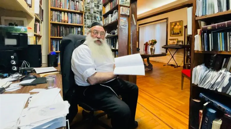 בשכונת קראון הייטס, ברוקלין נ.י. 