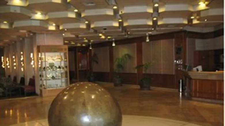 לובי במלון