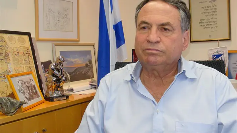 לוחצים עלינו להבלגה מסוכנת. דיין