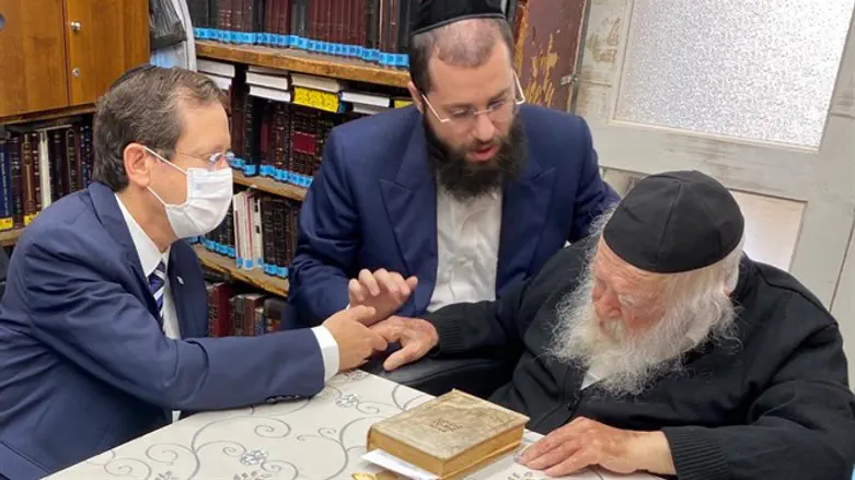 הרצוג והרב קנייבסקי