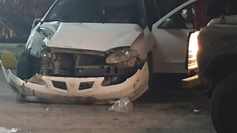 רכבו של נחמן רוזן בכפר הערבי