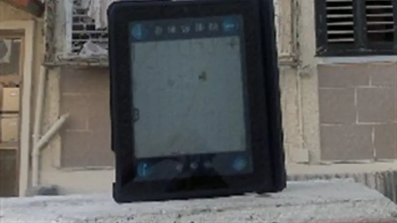 IPAD צד את הגנבים