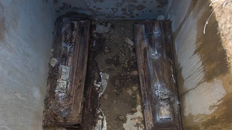 Exhumation (illustration)