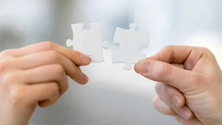 תקשורת נכונה בדייטים. אילוסטרציה