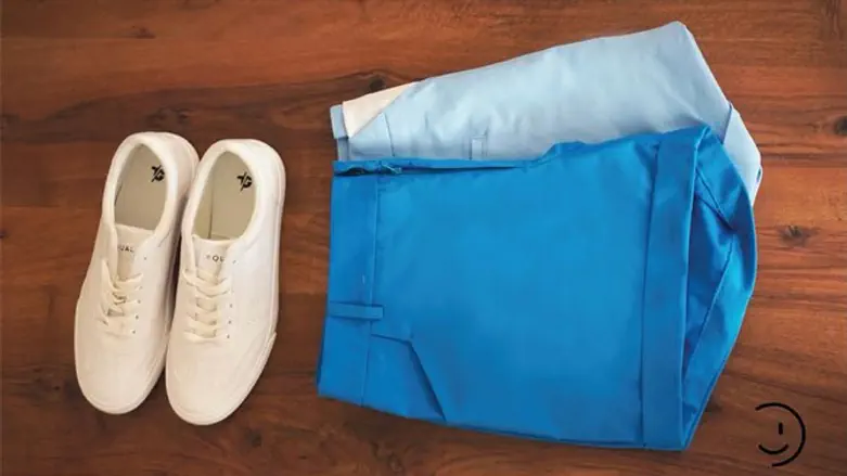 The Israeli Paralympic uniform