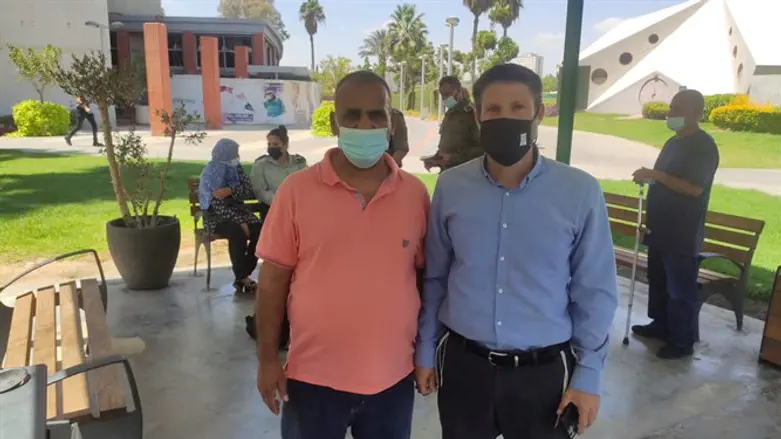 בצלאל סמוטריץ' ואביו של אחמד סואעד