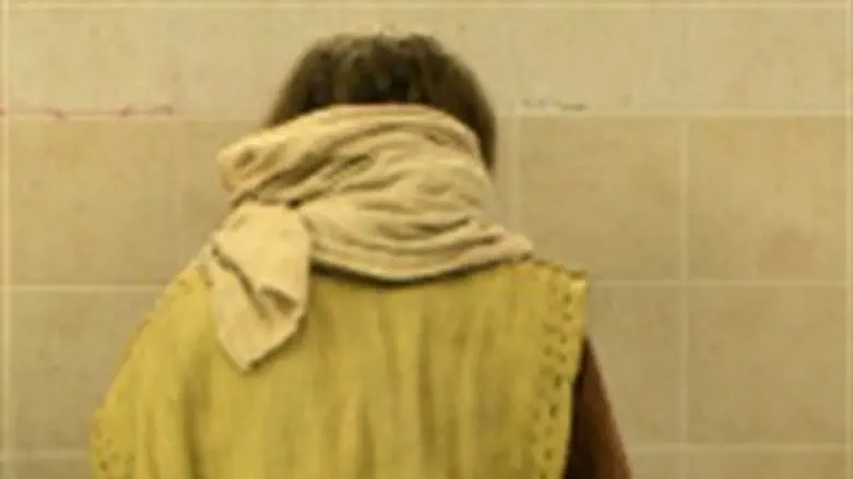 הדמות המסתורית רגע לפני החקירה