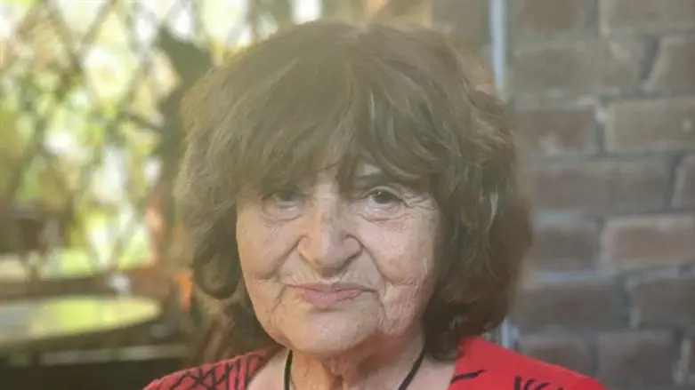 חוה ניסימוב