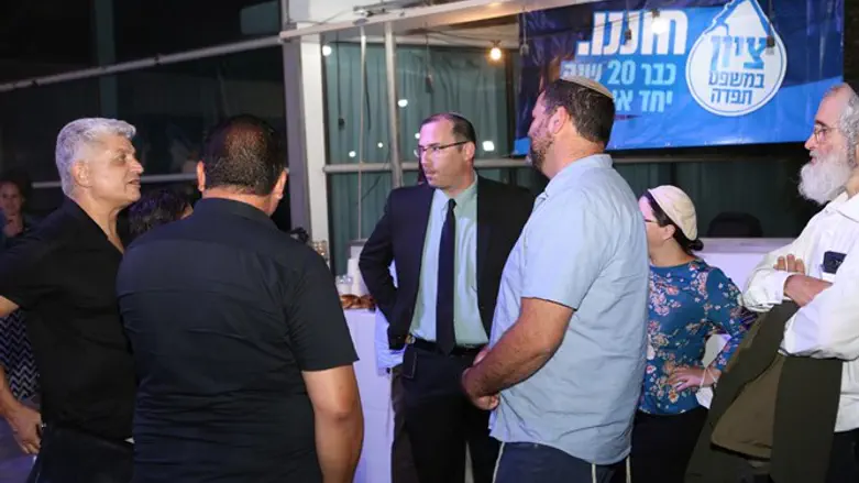 ח"כ שמחה רוטמן, בעז קוקיא והרצל חג'ג' באירוע ההוקרה לחוננו