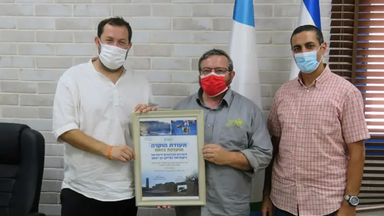 Ceremony honoring the IDU in the Samaria regional council office