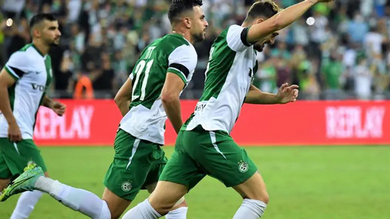 אצילי חוגג הערב צמד דרמטי