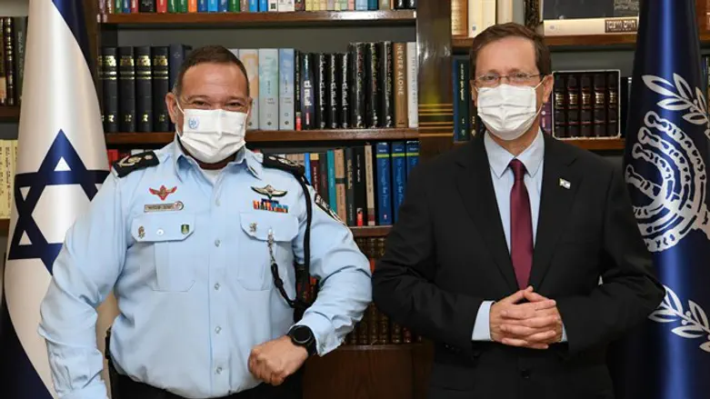 פגישת הנשיא והמפכ"ל