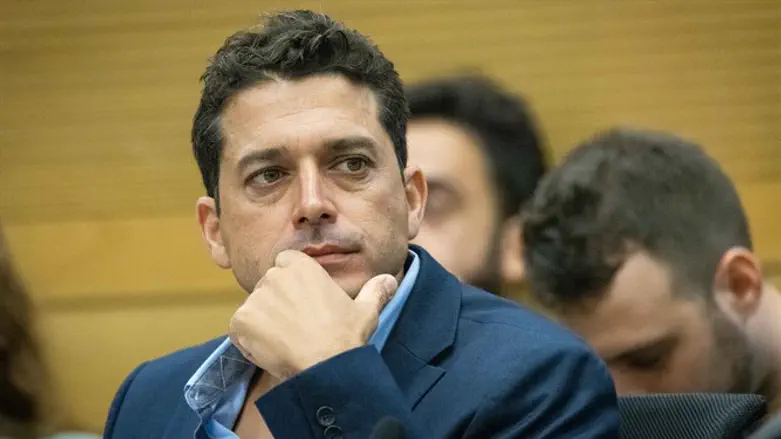 Амихай Шикли