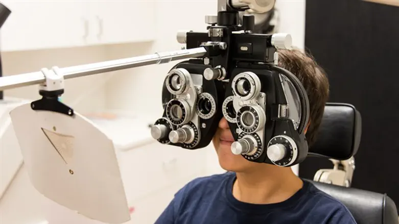 Eye exam (illustrative)