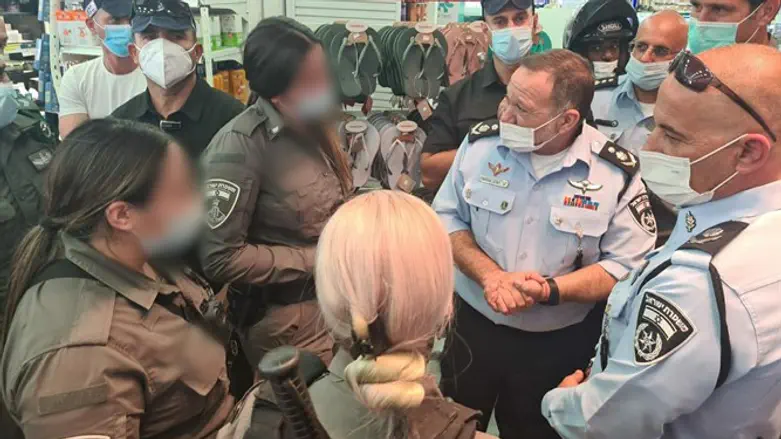 The Border Police who responded to the stabbing