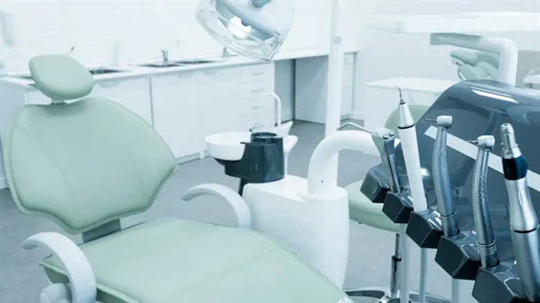 Dentist office (archive)