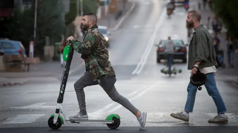 קורקינט חשמלי של חברת Lime