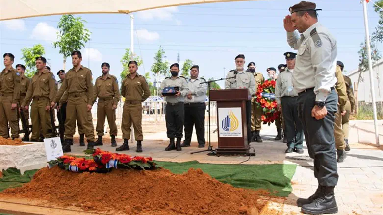 הלווית הרצל שפיר