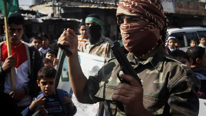Palestinians celebrate Har Nof massacre in Gaza