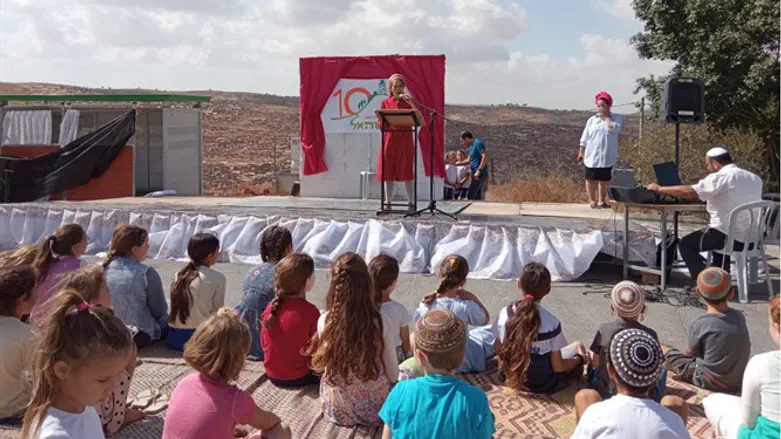 יום הולדת ליישוב עשהאל