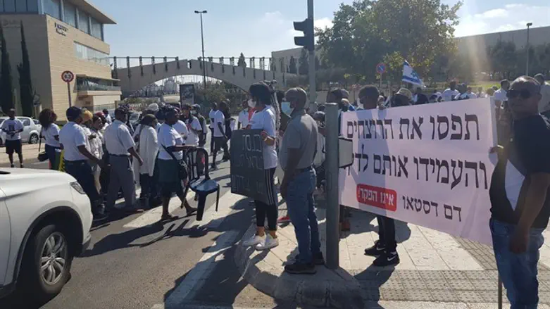 "תפסו את הרוצחים"