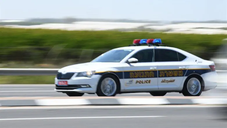 ניידת משטרה