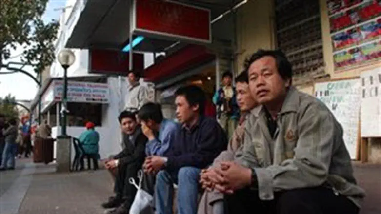 Migrant workers (illustrative)