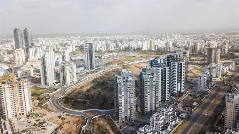 משקיעים ברחובות