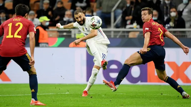 בנזמה הערב מול ספרד. שער שיוויון אדיר אחרי דקה בלבד