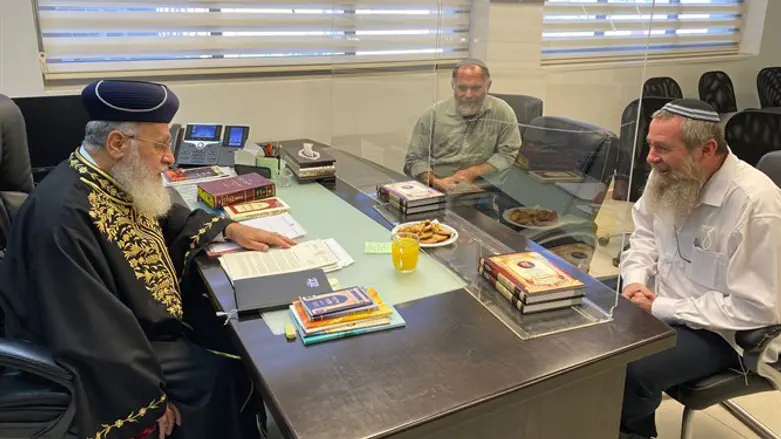 אבי מעוז, אבנר פורת והרב יצחק יוסף