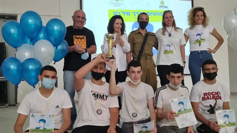 תלמידי אמי"ת רון ארד ברחובות