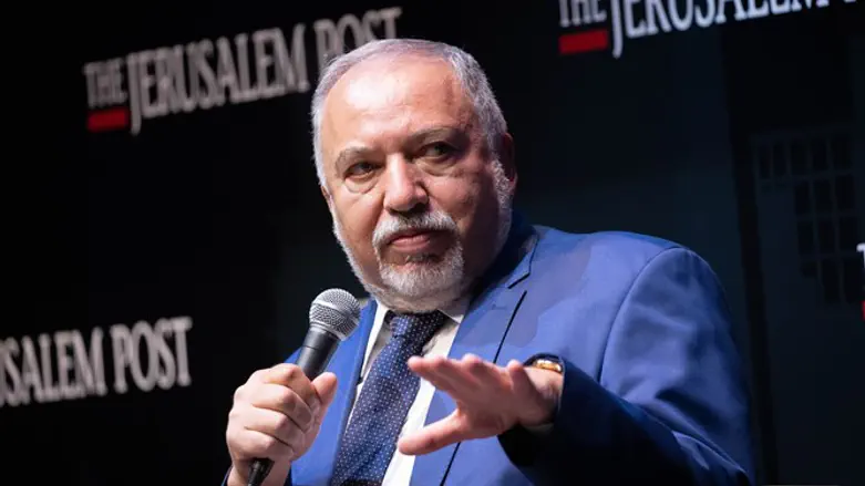 Авигдор Либерман