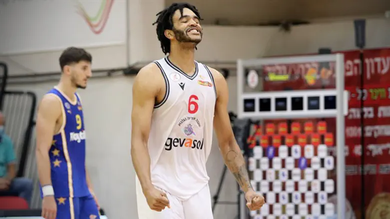 שחקן גלבוע חוגג הערב נקמה ספורטיבית וניצחון מרגש