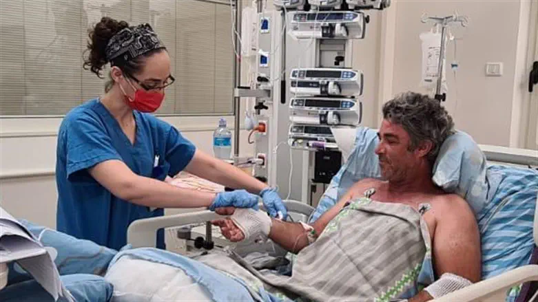 אלי מוזס וד"ר מיטל זיקרי דיטש