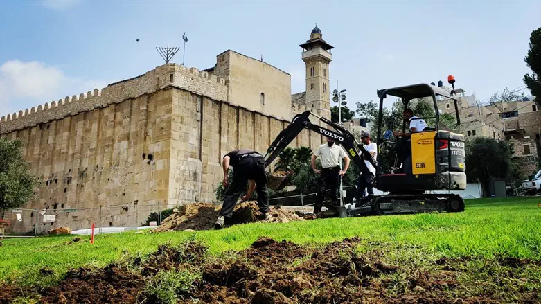 שיפוץ מערת המכפלה