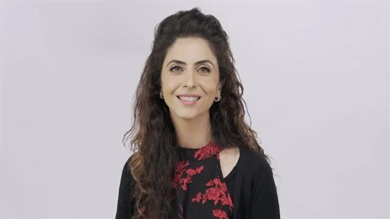 כרמית יוליס