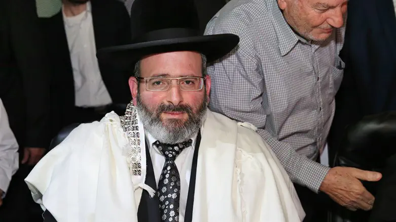 רב העיר נשר, הרב יצחק לוי