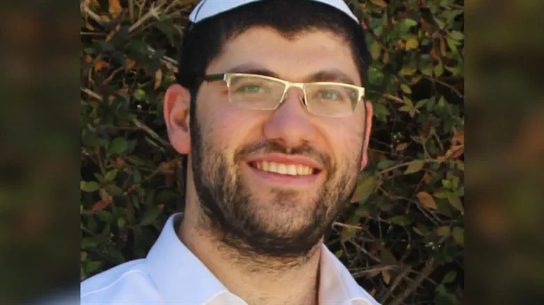 אריאל הנדלר