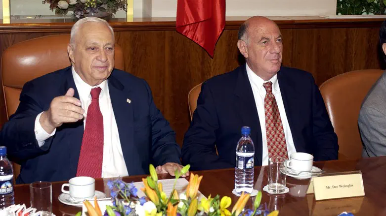 דב ויסגלס ואריאל שרון