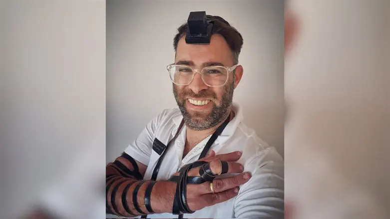 אורן חזן עם תפילין