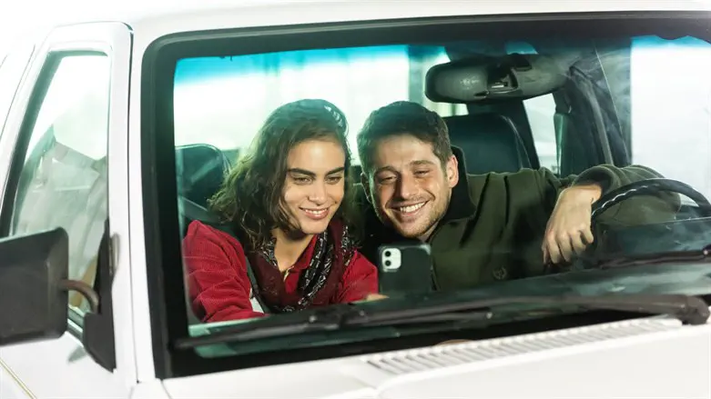 השחקנים סוול אריאל אור ואברהם ארנסון