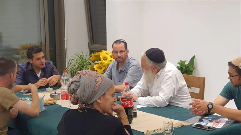 עמיחי שיקלי ברמלה