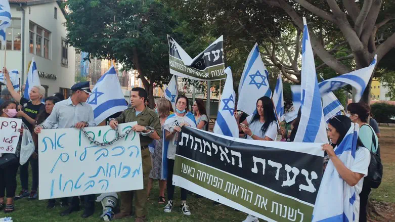 מחאת האמהות