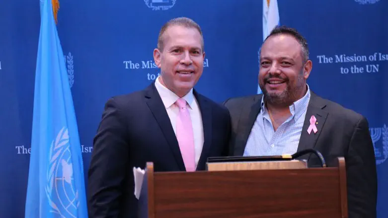 השגריר גלעד ארדן עם ד"ר טל בקר