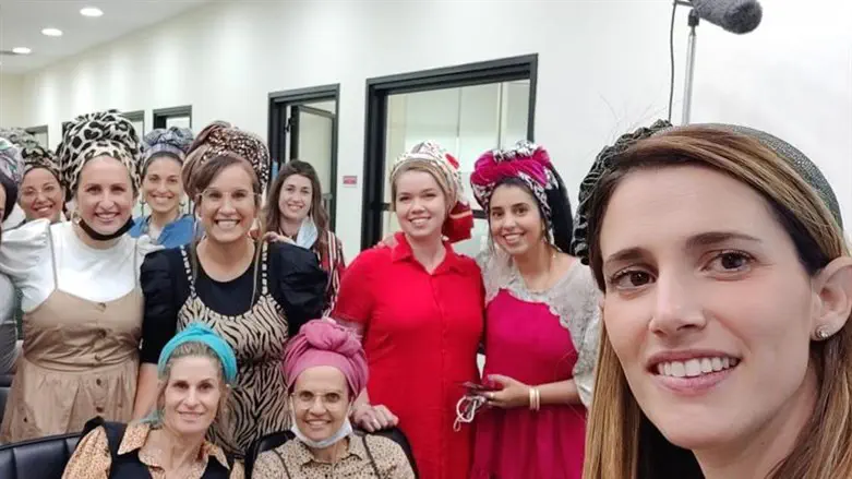 צולם בסדנה "איך להצטלם" עם טל מאיר, לכל מצולמות פנימה TV